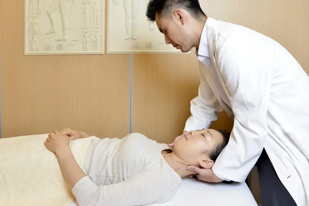 ストレートネックは首だけの問題ではない